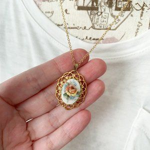 Vintage Gold Metal Lace Filigree Flower Cameo Victorian Grandma Necklace